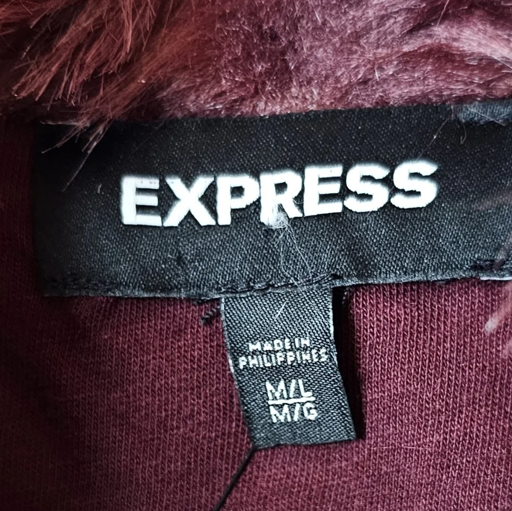 Express Vest - Picture 5 of 7